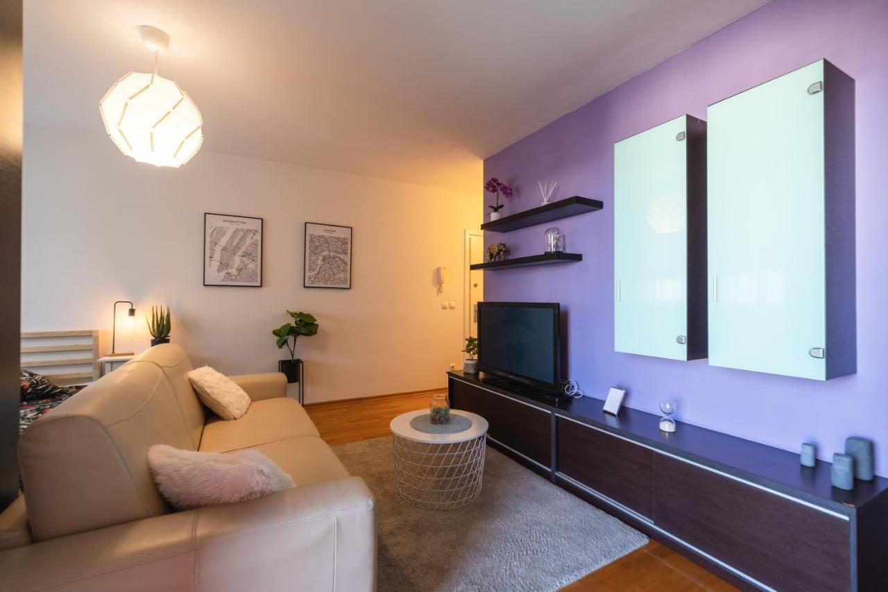 Flexible Selfcheckins 29 - Zagreb - Garage - Loggia - New - Apartments Repinc Bagian luar foto